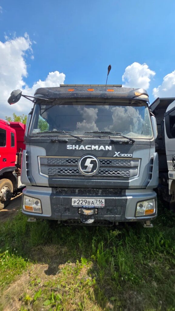 Shacman (Shaanxi) SX 8x4 Самосвал SX33186V366 — Б/У, 2023 г.
