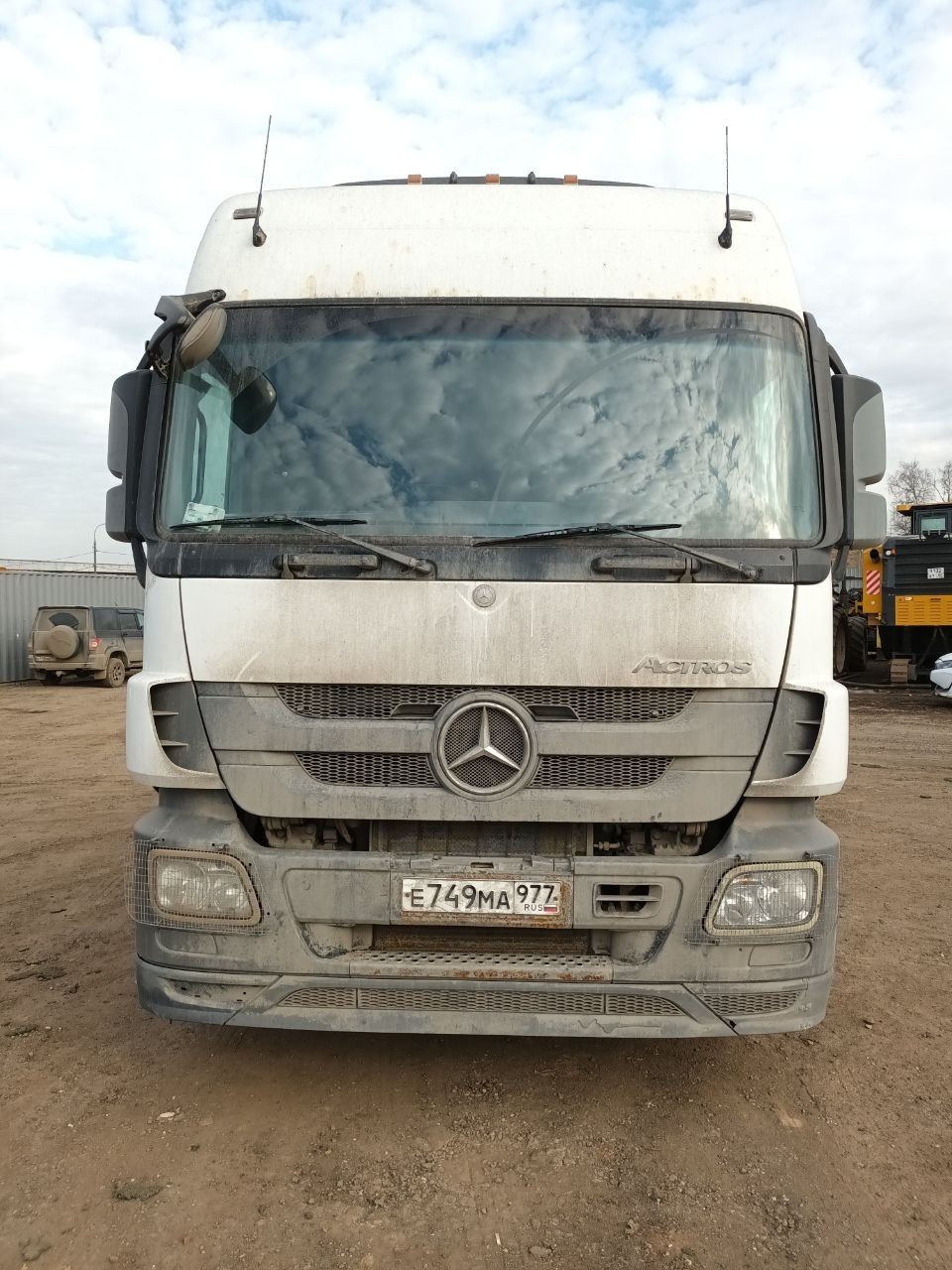 Mercedes-Benz ACTROS 4x2 Седельный тягач 1841 LS — Б/У, 2017 г.