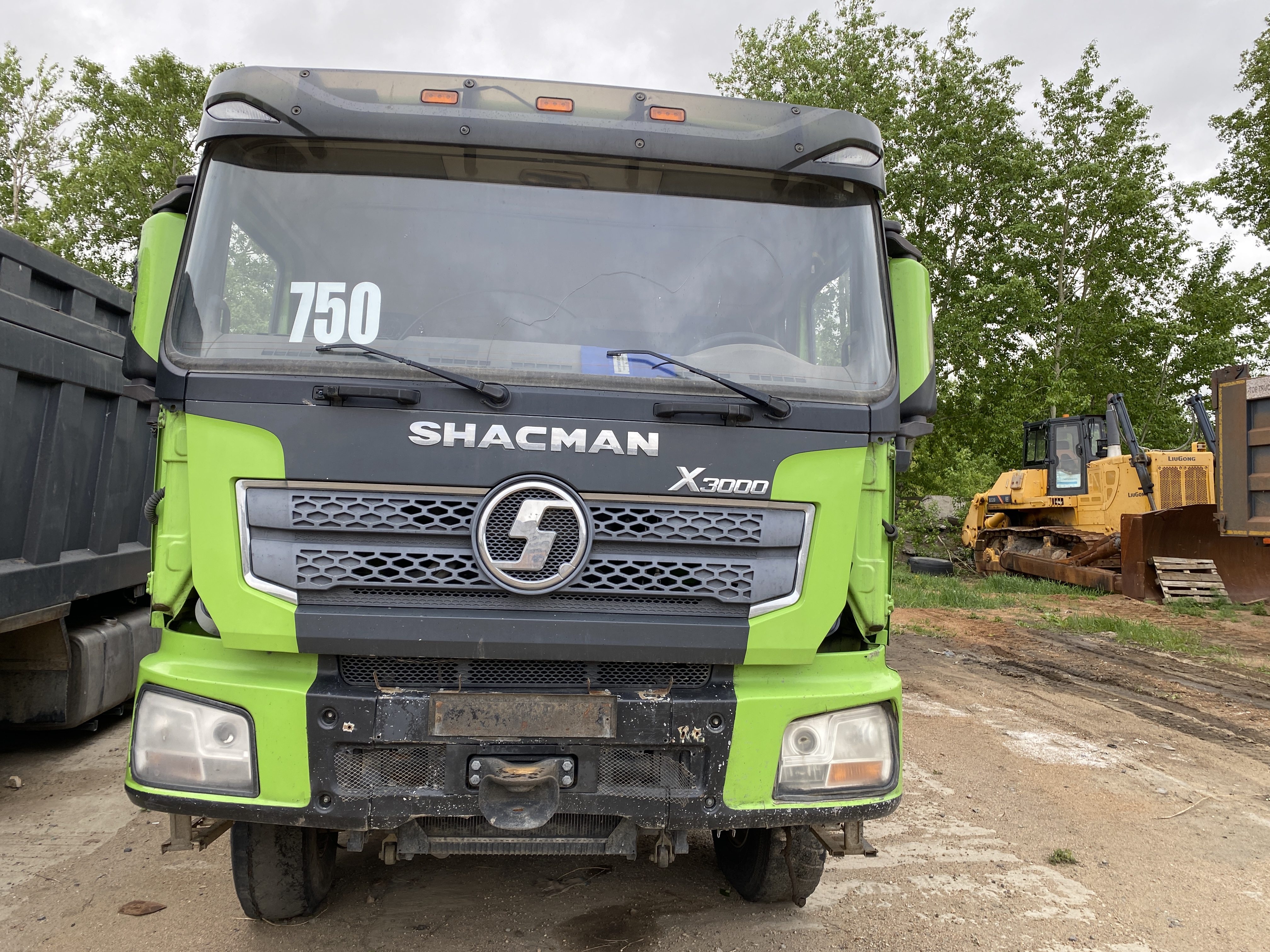 Shacman (Shaanxi) SX 8x4 Самосвал SX33186V366 — Б/У, 2023 г.