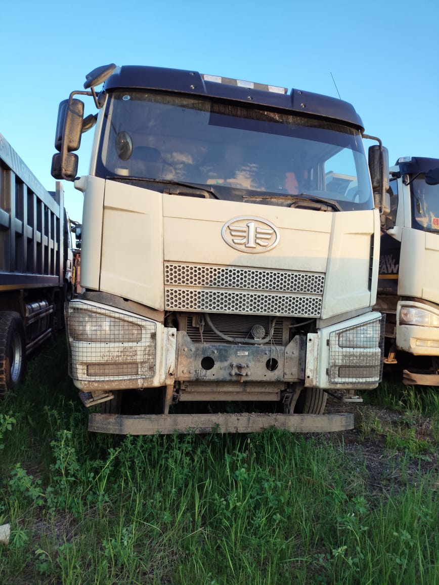 FAW J6 8x4 Самосвал СА3310Р66K24T4E5 — Б/У, 2023 г.