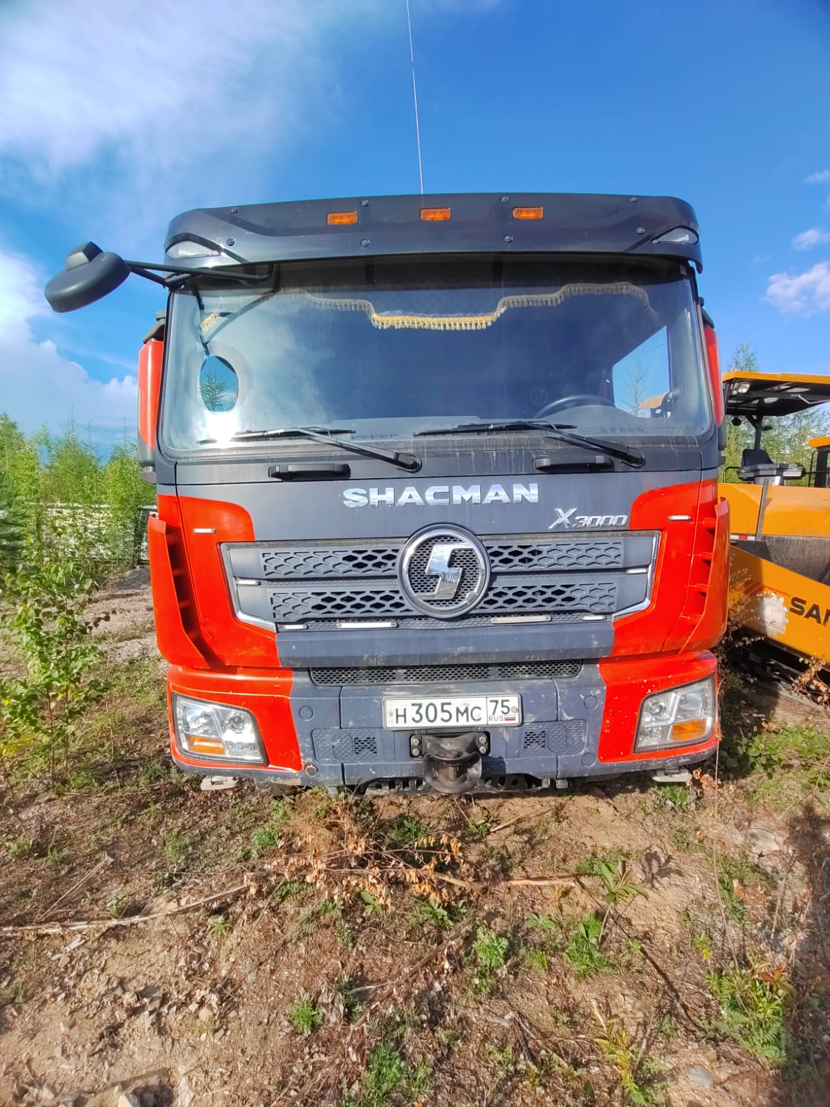 Shacman (Shaanxi) SX 8x4 Самосвал SX33186T366 — Б/У, 2022 г.