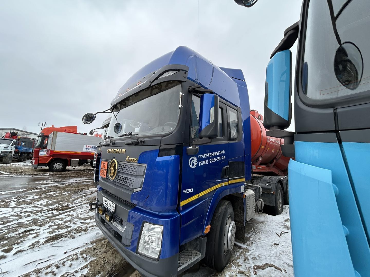 Shacman SX42584V324 — Б/У, 2022 г. (Новый Уренгой, 281354 км)