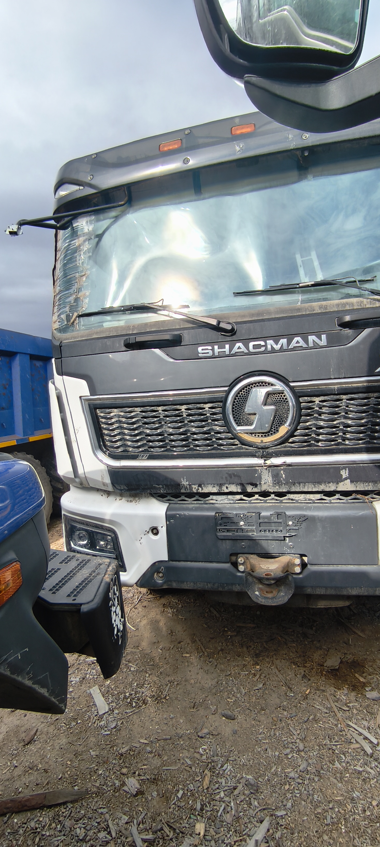 Shacman (Shaanxi) SX 8x4 Самосвал SX33186V366 — Б/У, 2024 г.