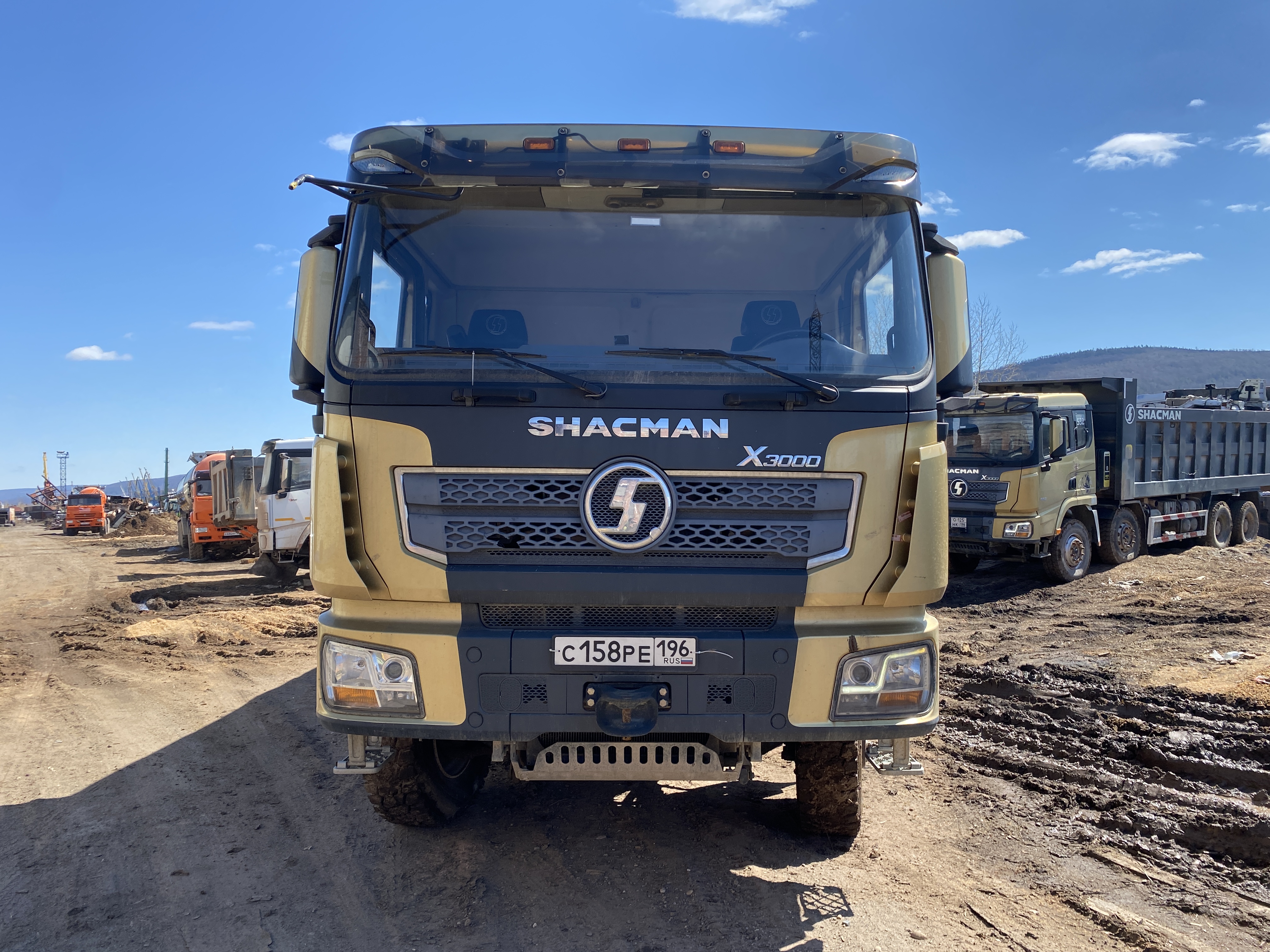 Shacman (Shaanxi) SX 8x4 Самосвал SX33186V366 — Б/У, 2023 г.