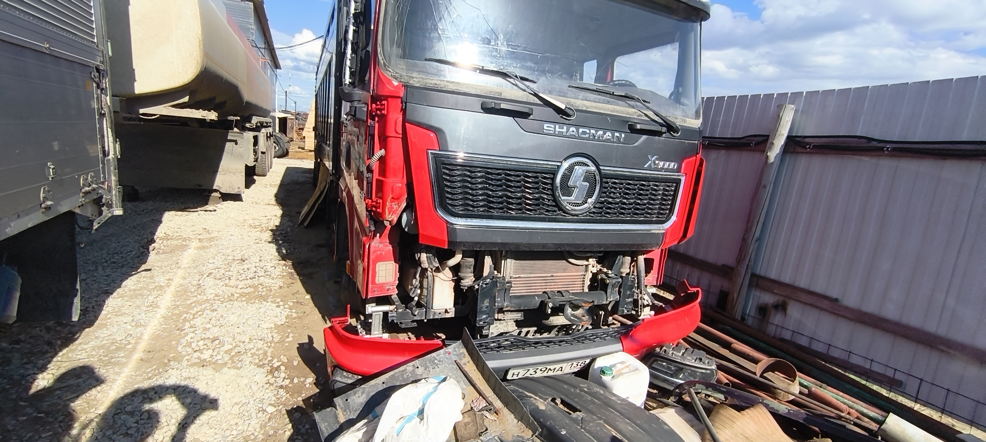 Shacman (Shaanxi) SX 8x4 Самосвал SX331863366 — Б/У, 2023 г.