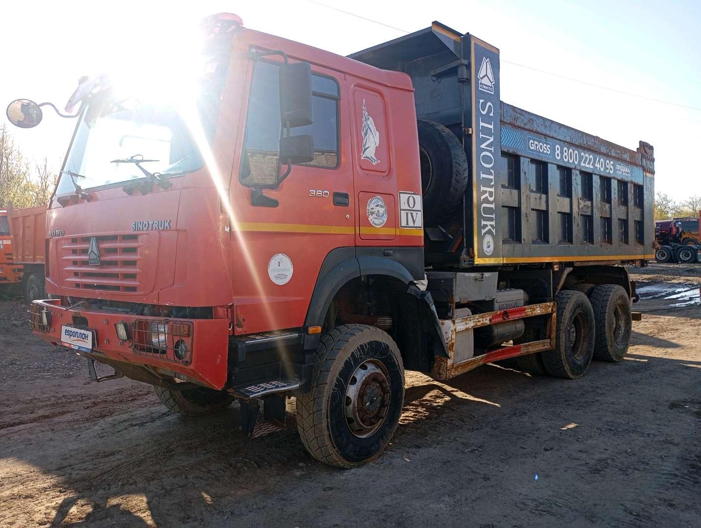 Howo ZZ3327S3857E — Б/У, 2022 г. (Оренбург, 222101 км)