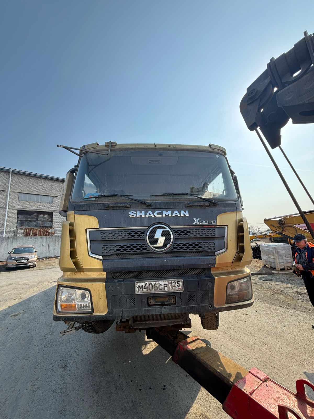 Shacman (Shaanxi) SX 8x4 Самосвал SX331863366 — Б/У, 2024 г.