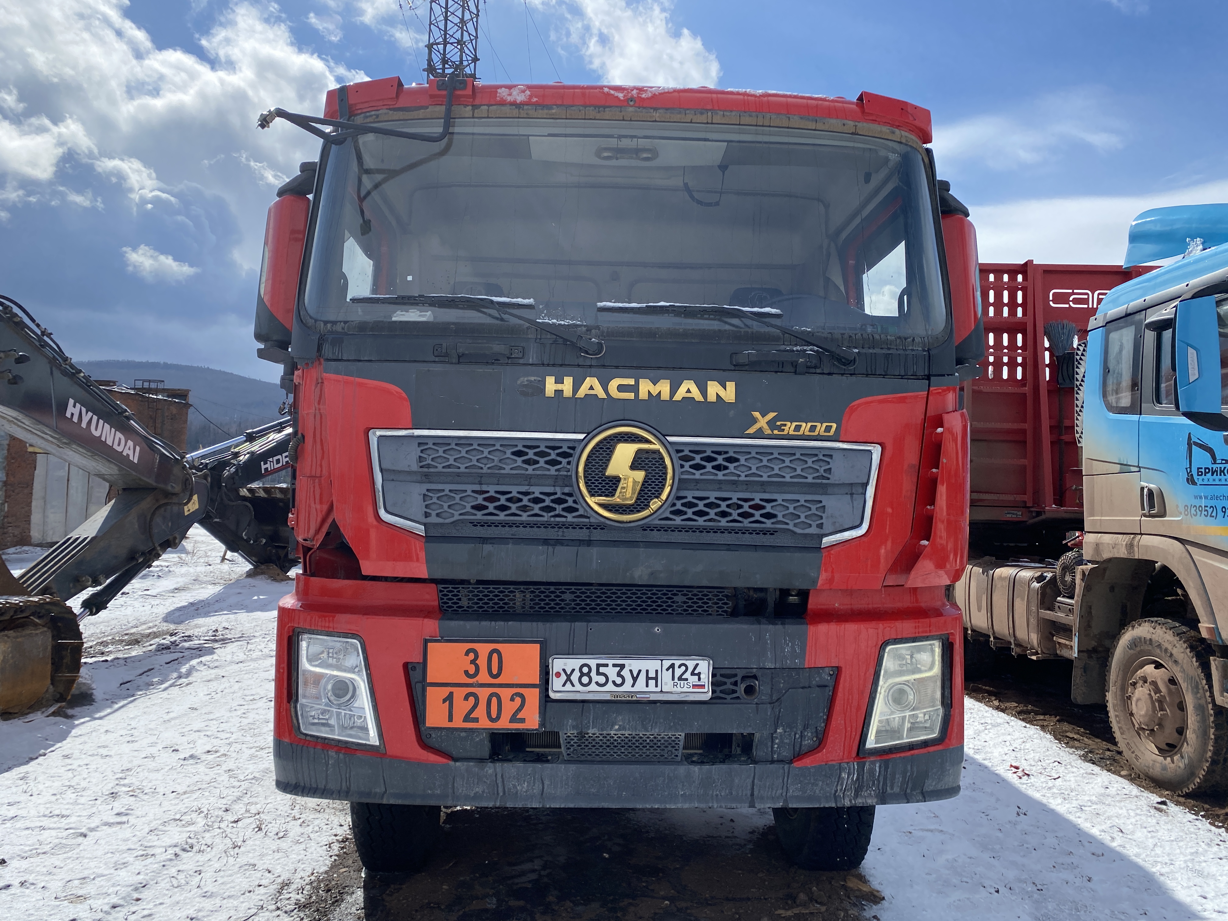 Shacman (Shaanxi) SX 6x6 Седельный тягач SX42586V385 — Б/У, 2023 г.