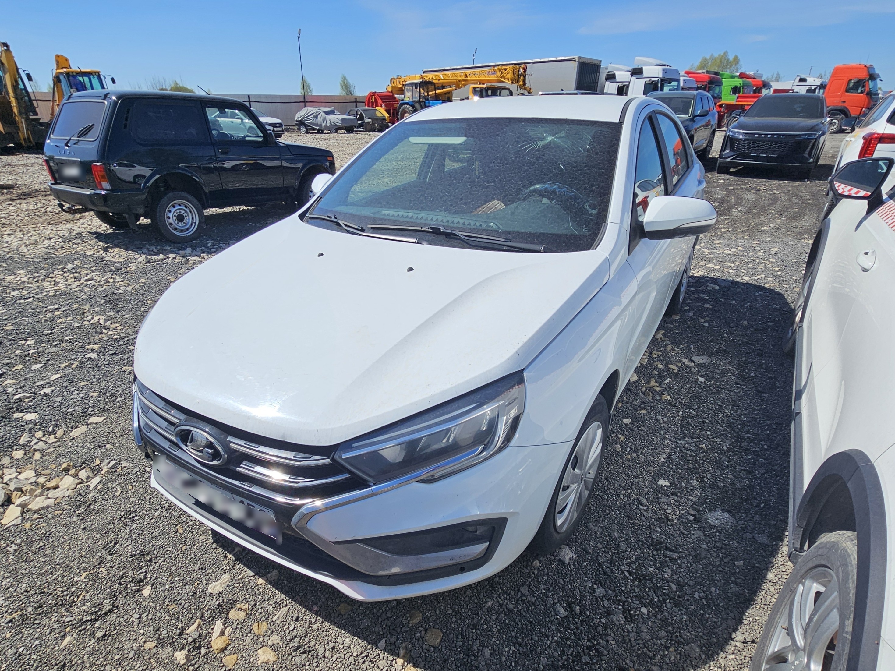 LADA Life 1.6 106hp 5MT — Б/У, 2023 г.