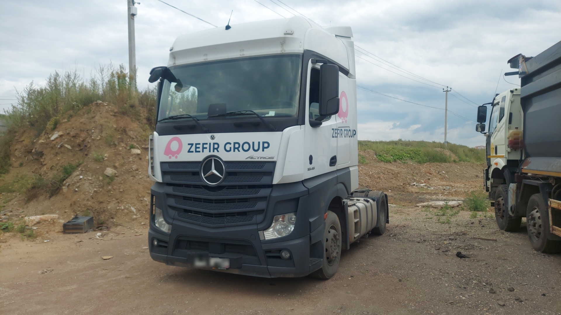 MERCEDES-BENZ Actros 1845LS 4x2 Седельный тягач — Б/У, 2020 г.