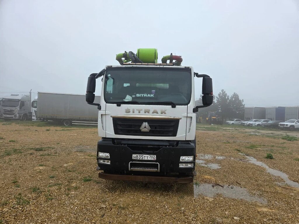 SITRAK C7H 8x4 Автобетононасос ZLJ5450THBKF 63X-7RZ — Б/У, 2022 г.