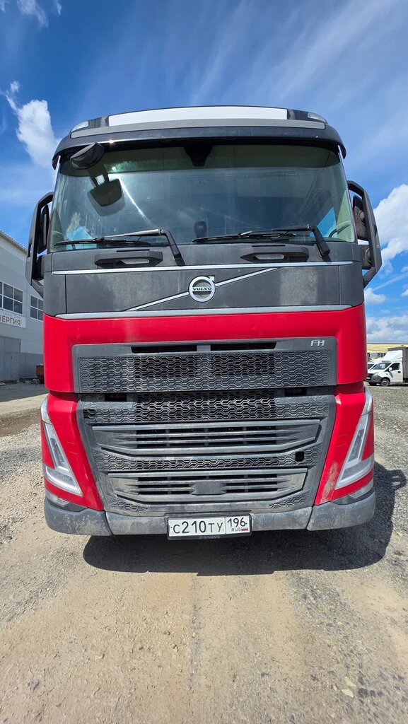 Volvo FH 6x4 Седельный тягач FH-TRUCK — Б/У, 2023 г.