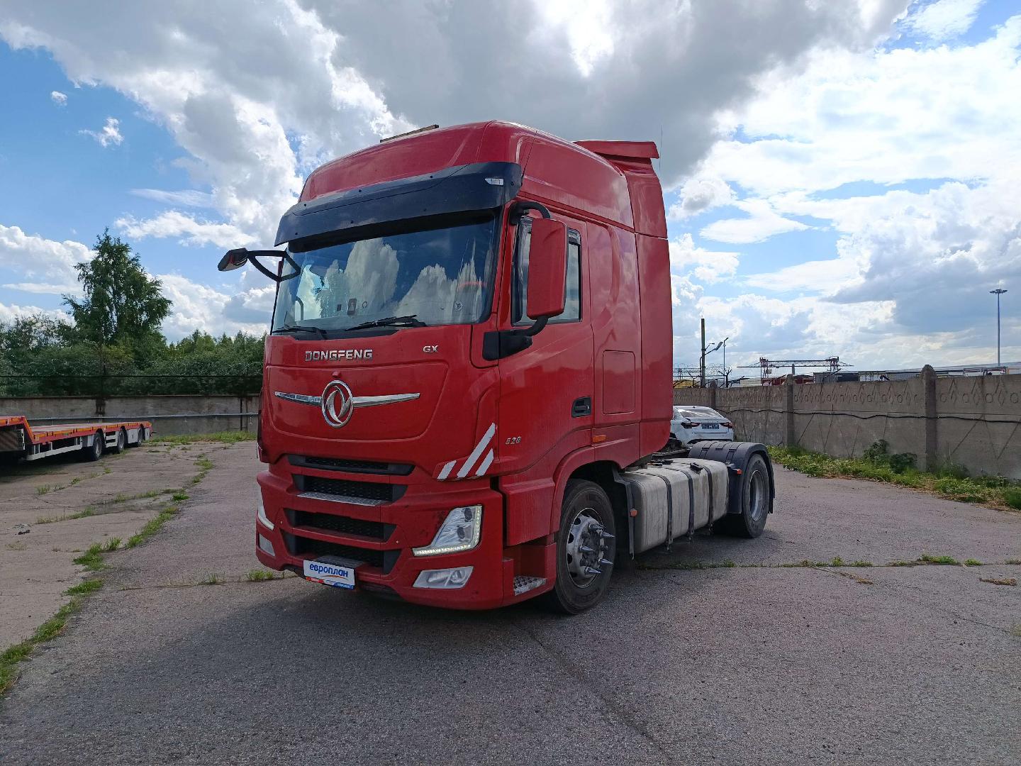 Dongfeng DFH4180 — Б/У, 2023 г. (Набережные Челны, 493364 км)