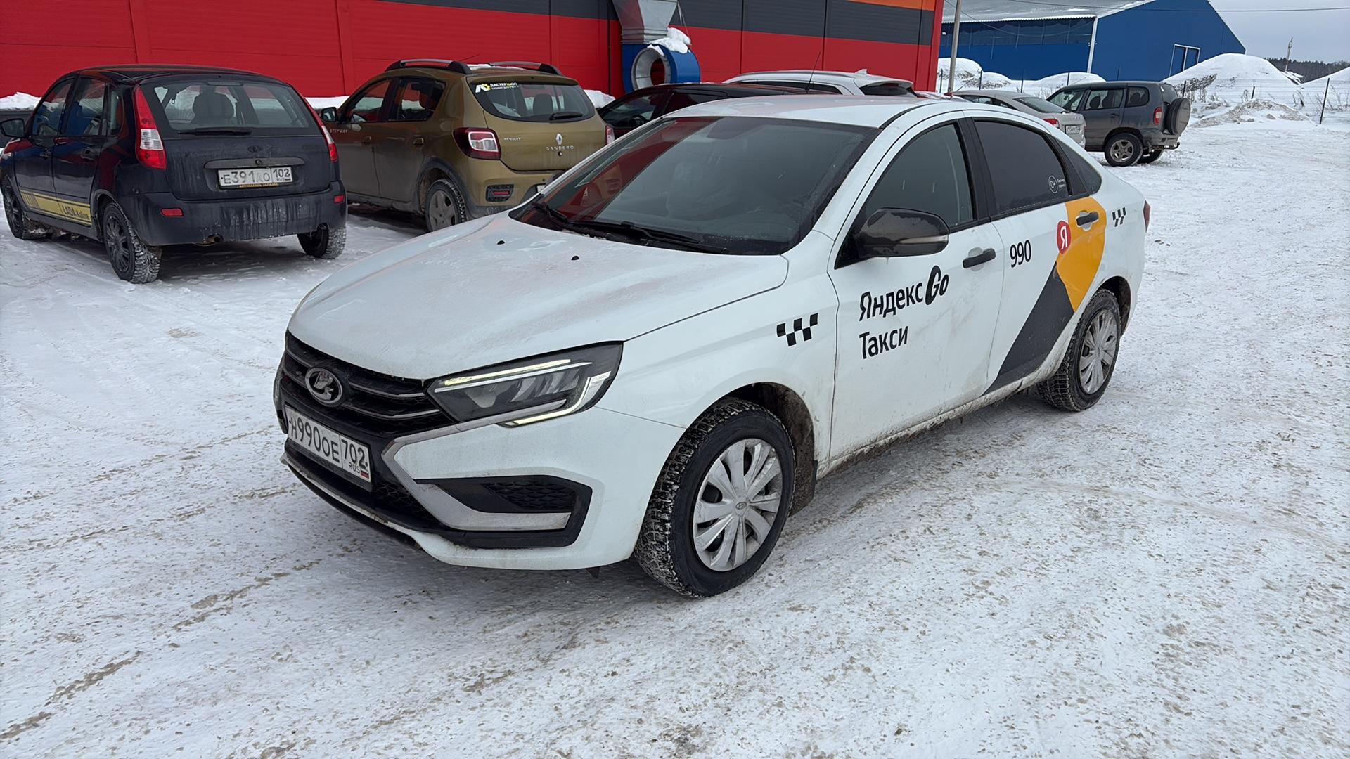 Lada Vesta седан — Б/У, 2024 г. (Уфа, 117885 км)