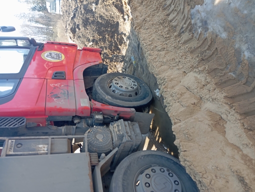 Shacman (Shaanxi) SX 8x4 Самосвал SX33186W366C — Б/У, 2022 г.