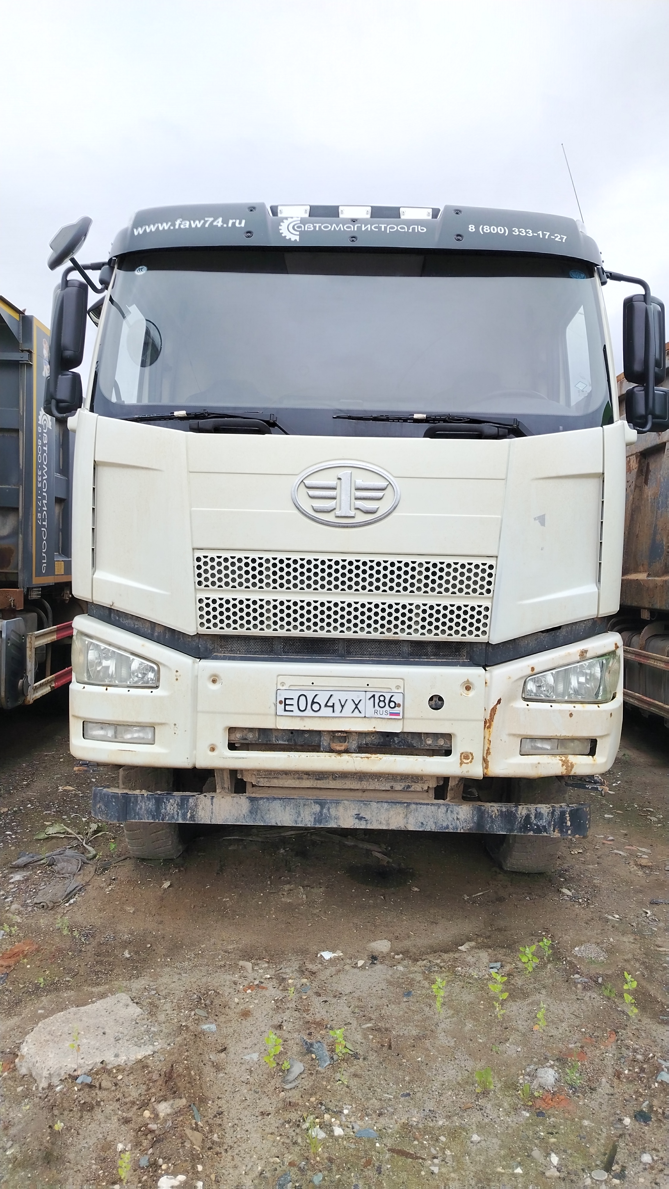 FAW J6 6x6 Самосвал CA3250P66K24L1TE5 — Б/У, 2023 г.