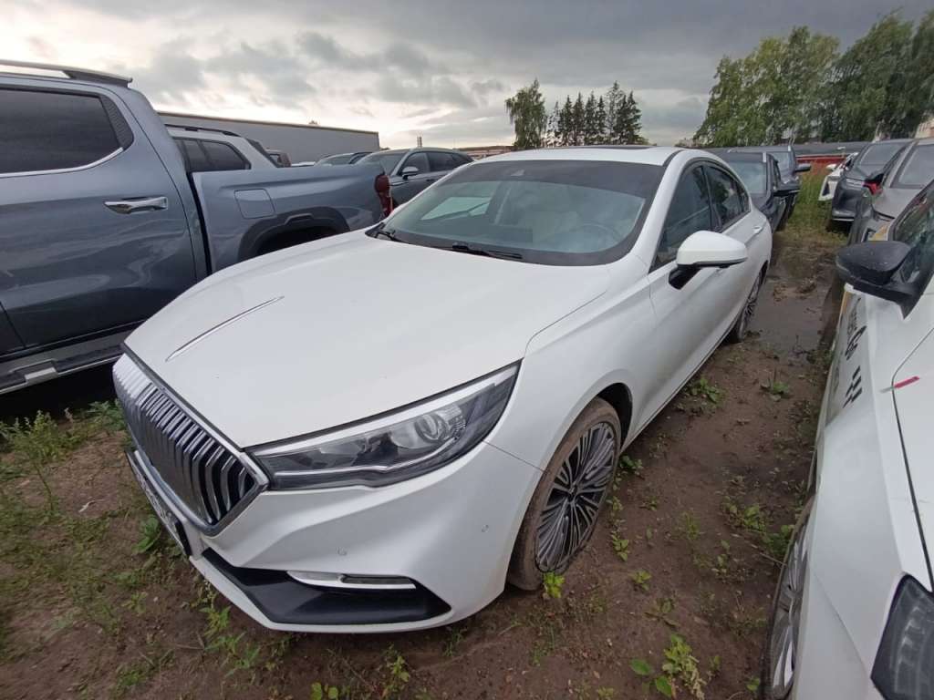 Hongqi Flagship 1.8T — Б/У, 2022 г.