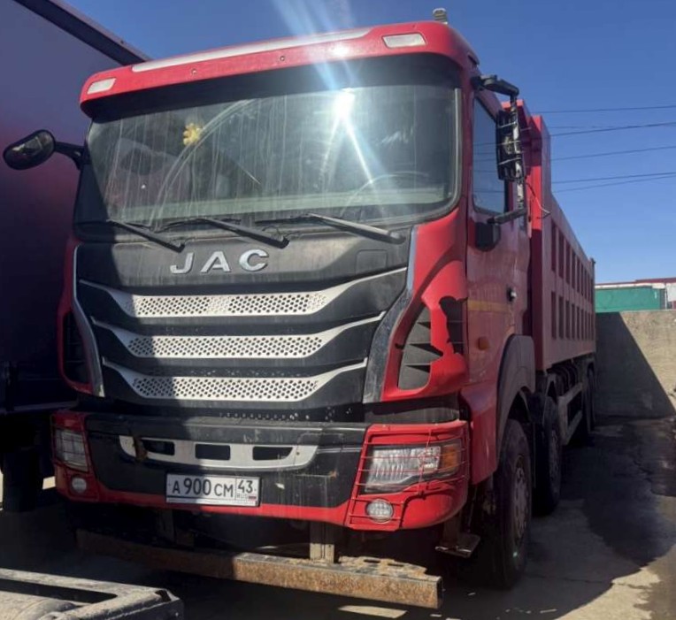 JAC N410 8x4 Самосвал — Б/У, 2023 г.