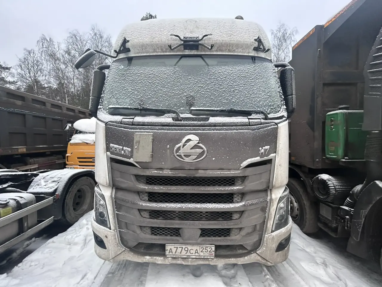 CHENGLONG H7 4x2 Седельный тягач LZ4181H7AB — Б/У, 2023 г.