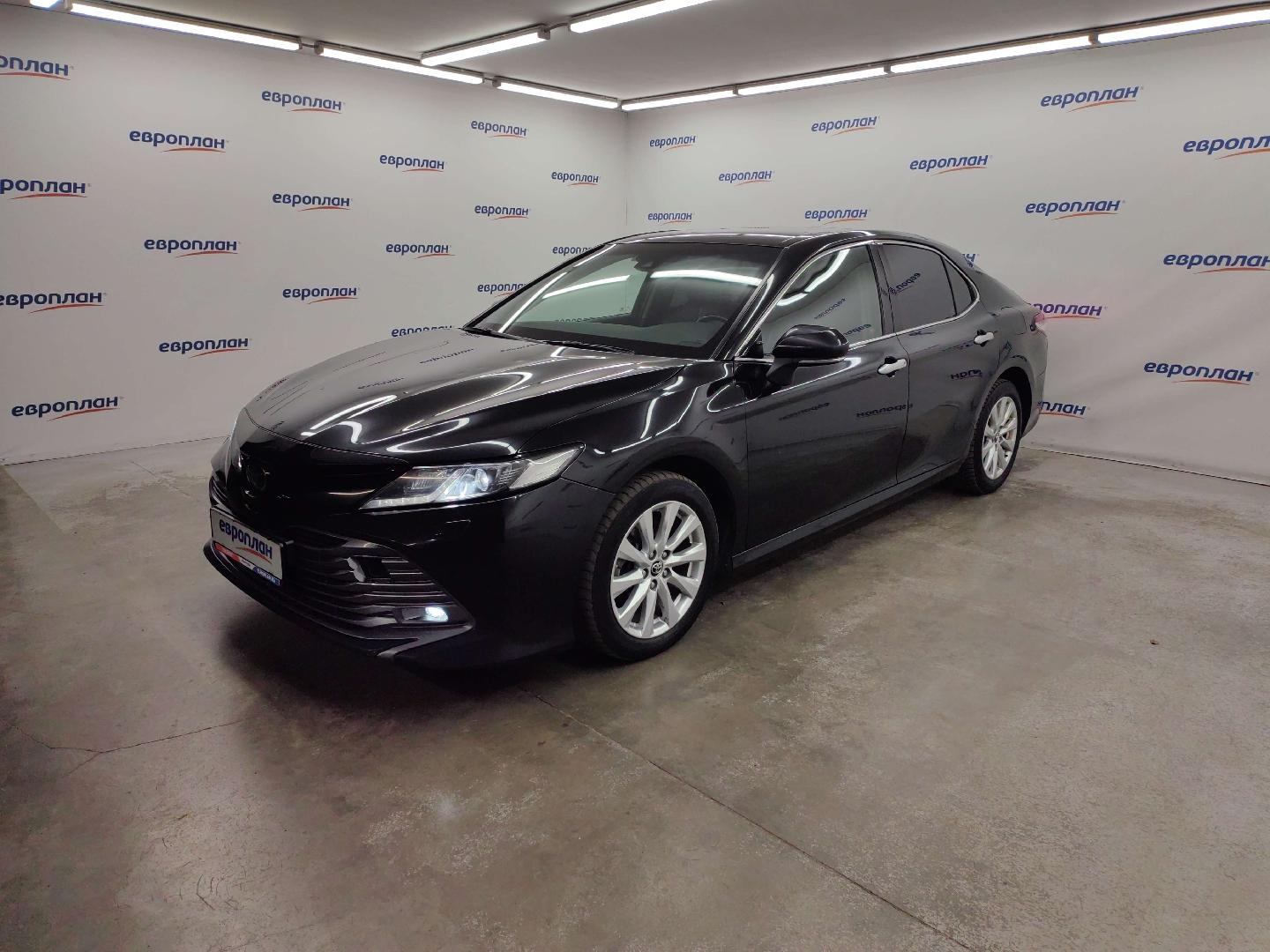 Toyota Camry — Б/У, 2019 г. (Москва, 212492 км)