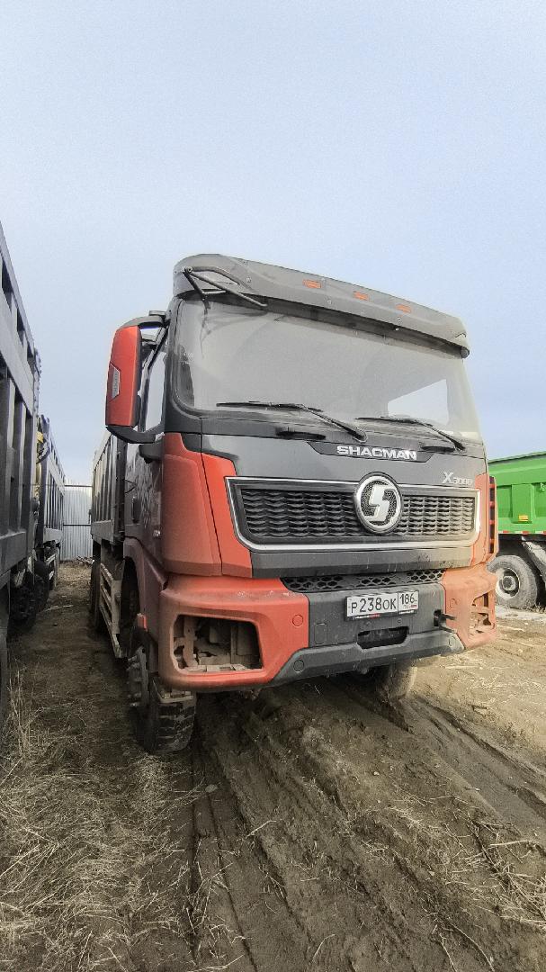 Shacman SX32586V385 — Б/У, 2024 г. (Якутск, 130000 км)