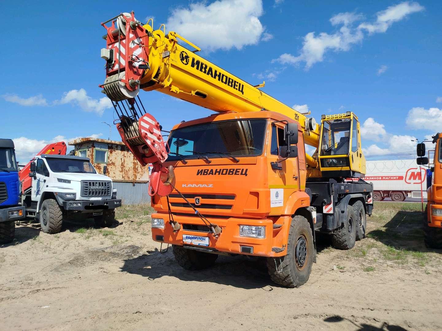 Ивановец (Ивановский машиностроительный завод автокран, ООО) КС-45717К-3 — Б/У, 2022 г. (Сургут, 51491 км)