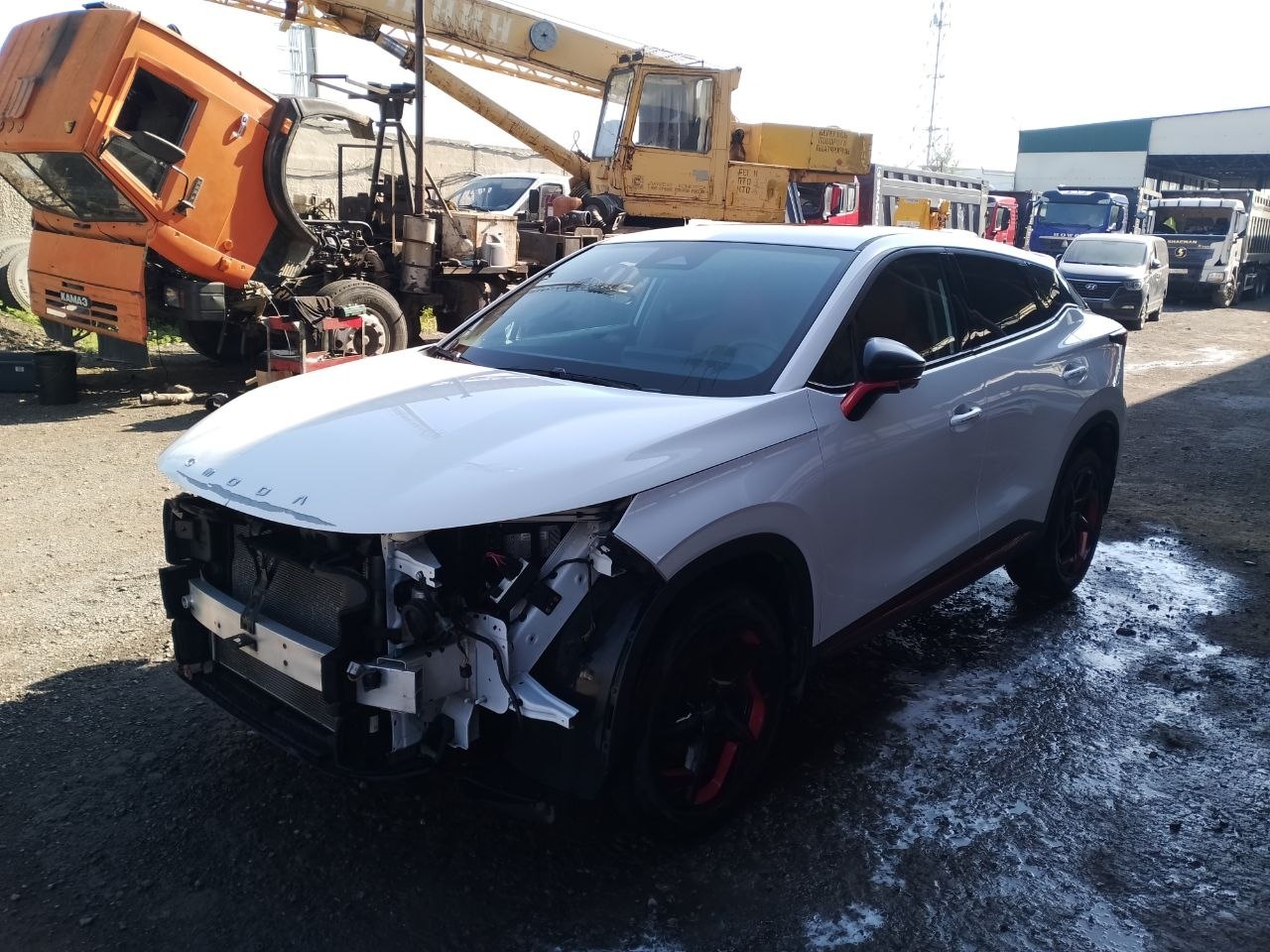OMODA Ultimate 1.5 CVT (I Поколение) — Б/У, 2023 г.