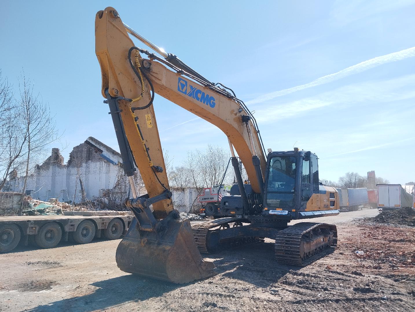 XCMG XE260D — Б/У, 2022 г. (Казань, 16124 м/ч)
