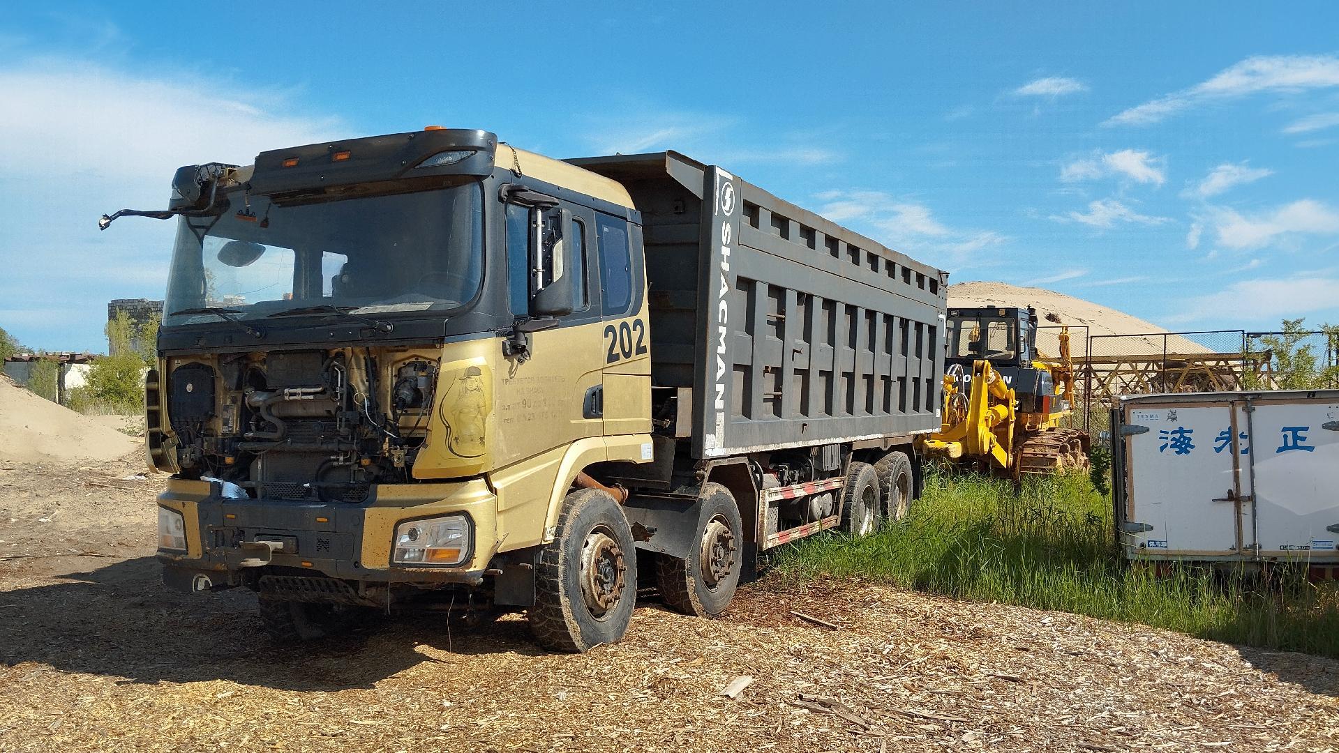 Shacman SX33186T366 — Б/У, 2022 г. (Якутск, 347111 км)