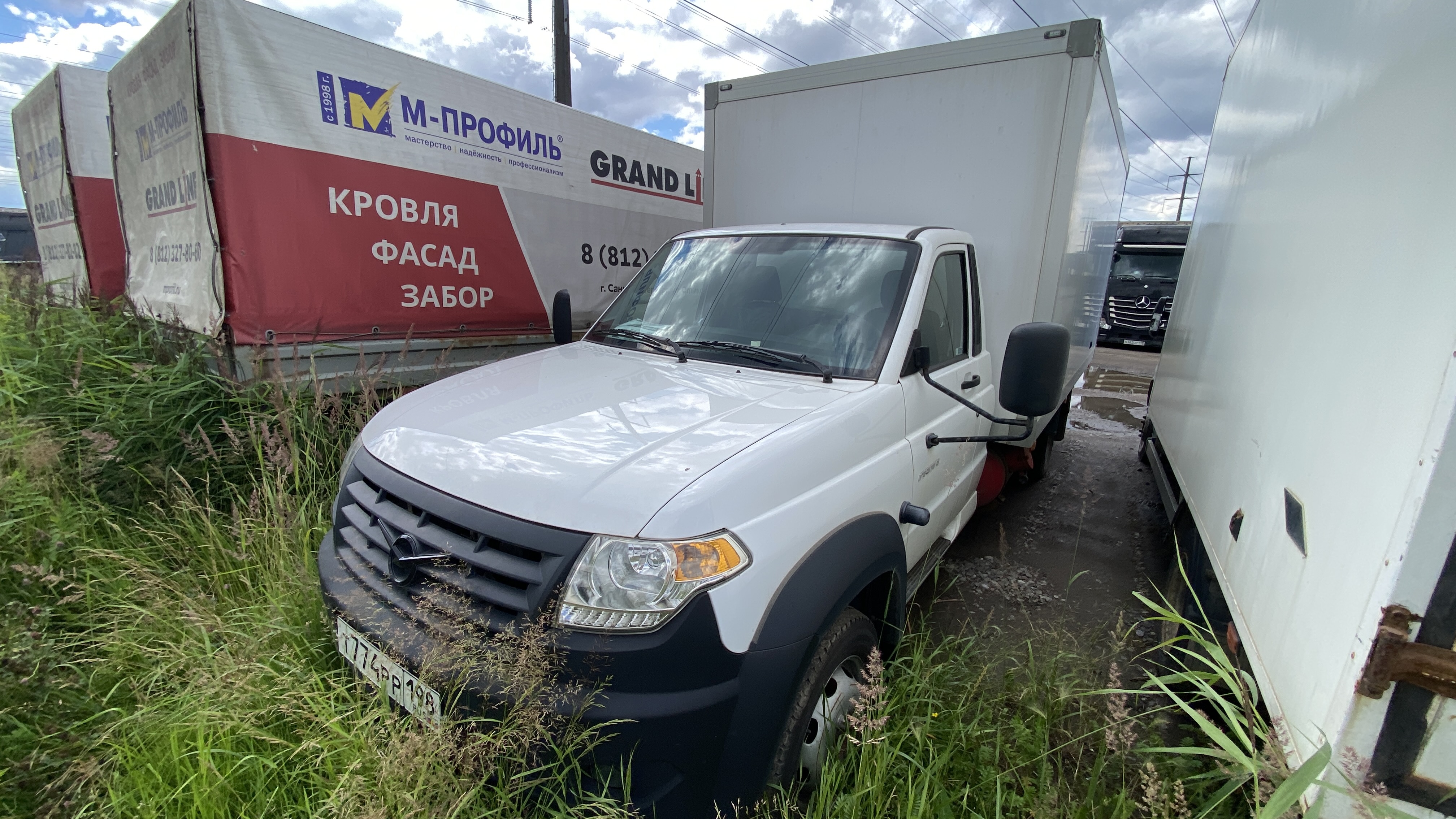 UAZ Изотермический фургон низкой степени изотермичности (FRA) Комфорт+ГБО продольное расположение 4х2 2.7 5MT — Б/У, 2024 г.