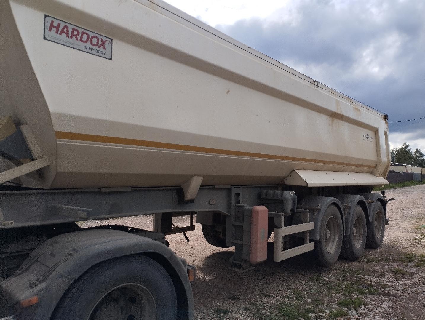 Uzautotrailer UAT-STRP-2728.01 — Б/У, 2022 г. (Москва, новый)