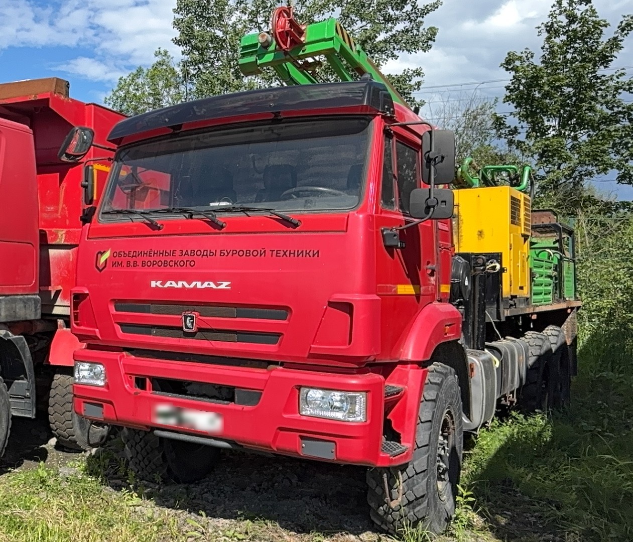 КАМАЗ 43118 6x6 Буровая установка УРБ-2Д3 — Б/У, 2022 г.