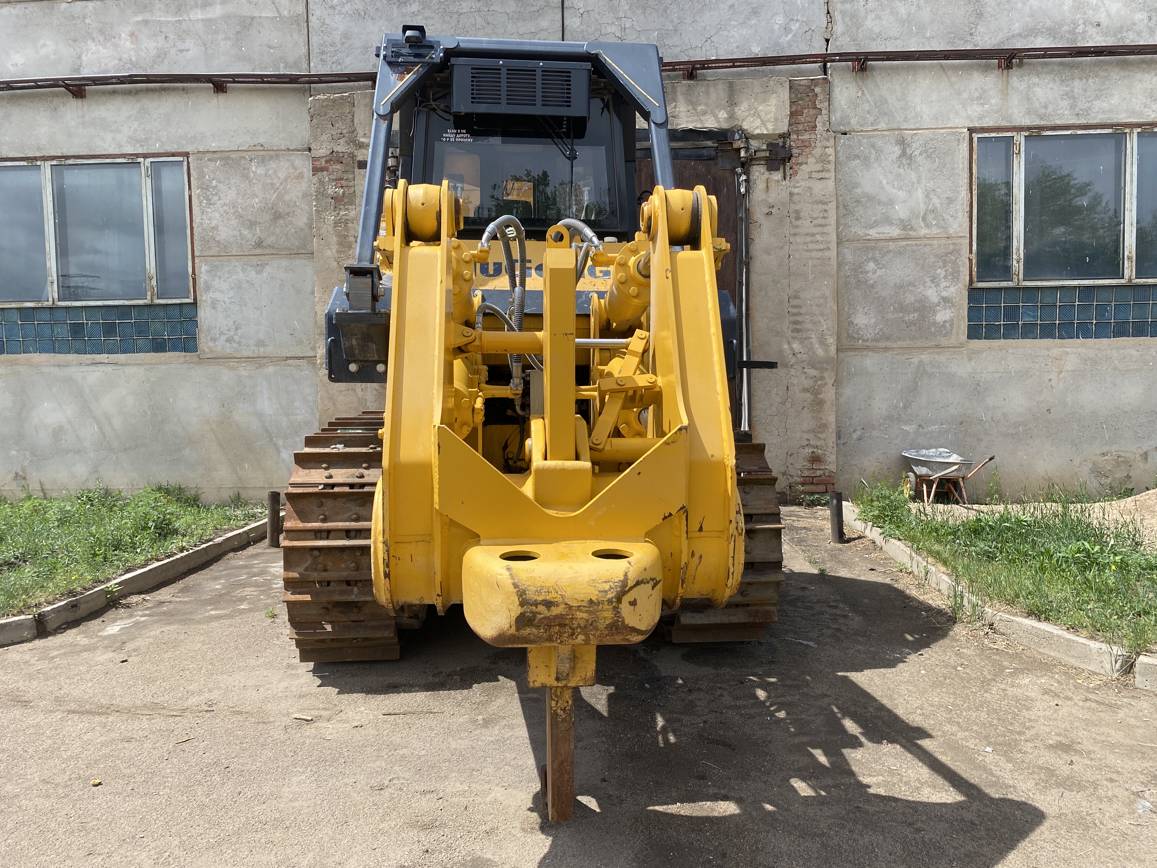 LiuGong CLGB Бульдозер CLGB 320 — Б/У, 2023 г.