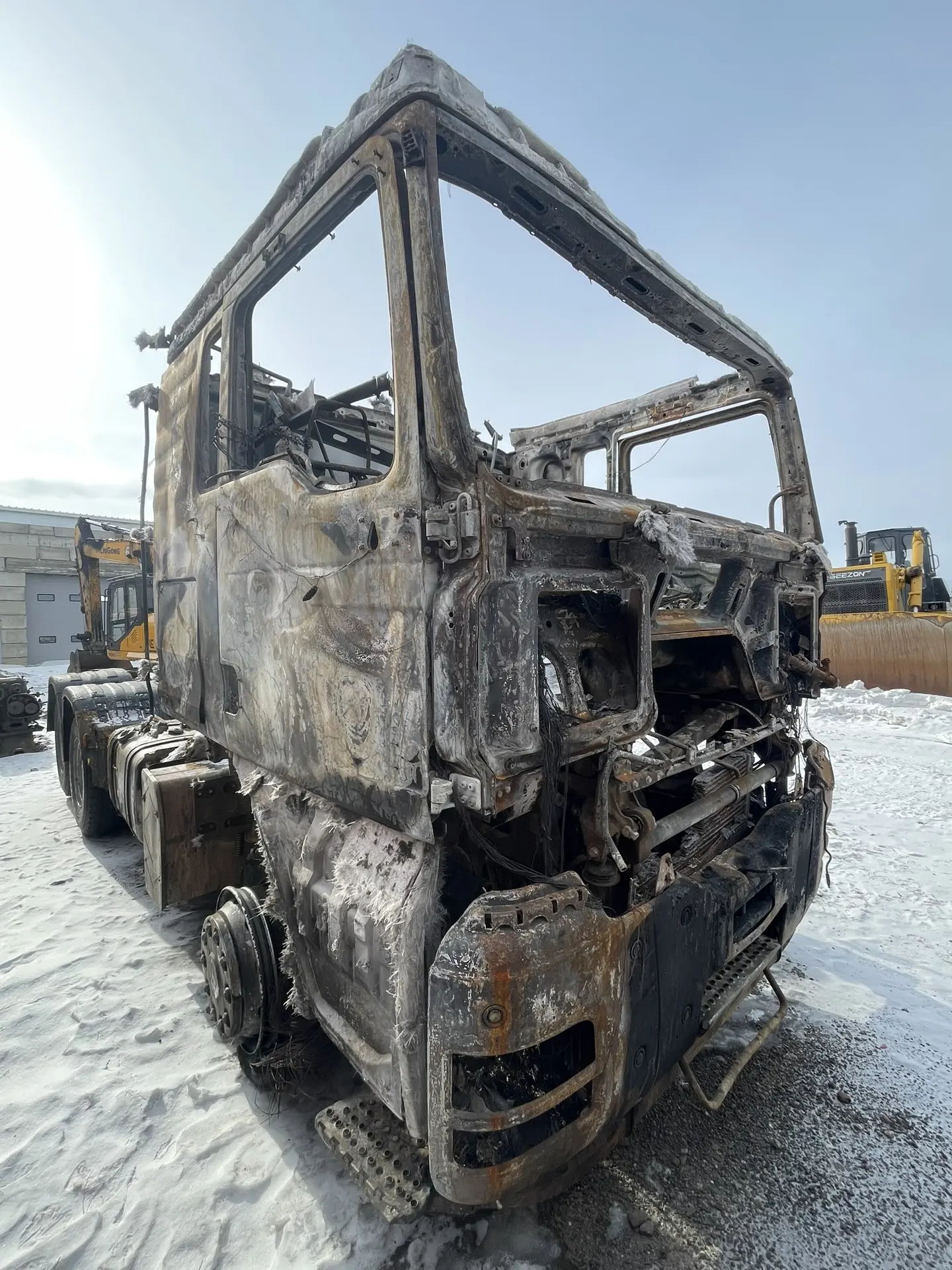 SITRAK C7H 6x4 Седельный тягач ZZ4256V364HE — Б/У, 2023 г.