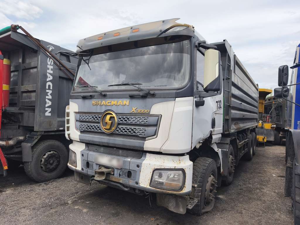 Shacman (Shaanxi) X3000 8x4 Самосвал — Б/У, 2021 г.