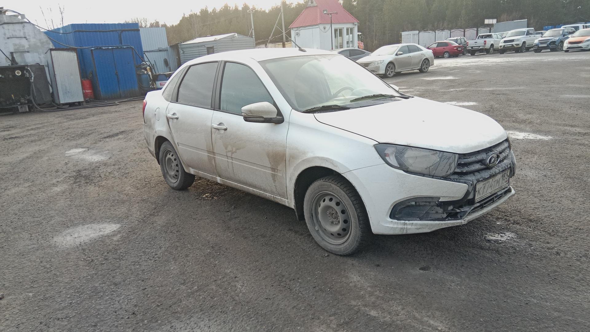 Lada Granta седан — Б/У, 2022 г. (Сургут, 167436 км)