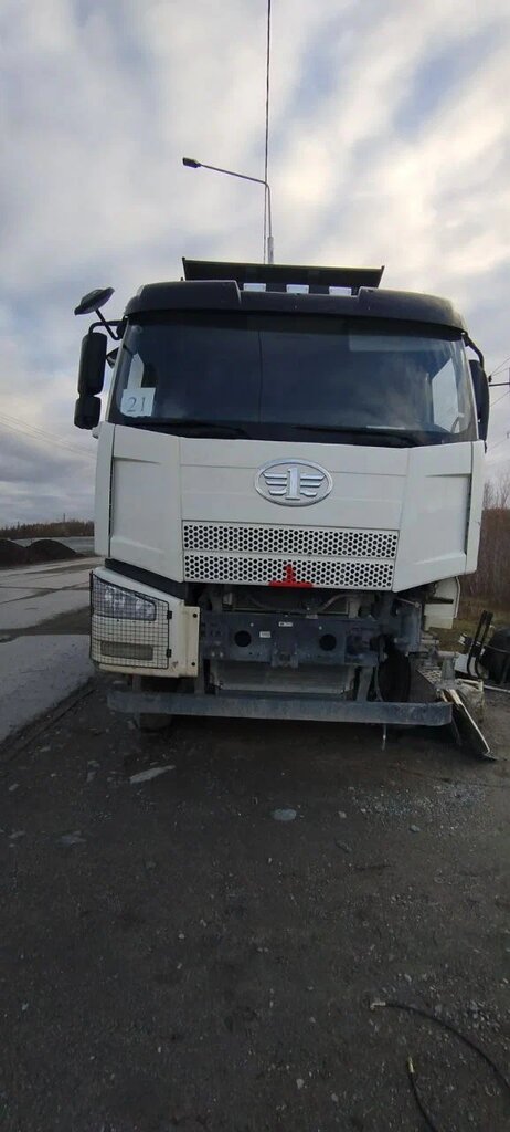 FAW J6 6x6 Самосвал CA3250P66K24L1TE5 — Б/У, 2022 г.