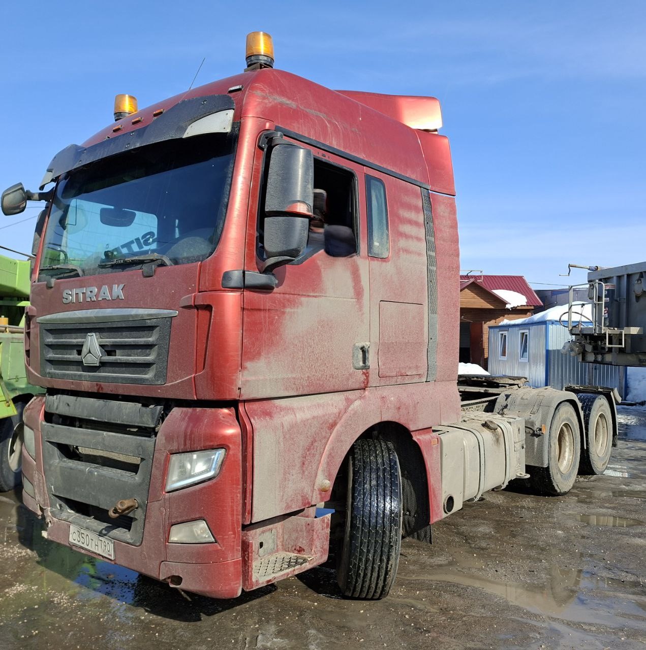 SITRAK C7H 6x4 Седельный тягач ZZ4256V364HE — Б/У, 2023 г.