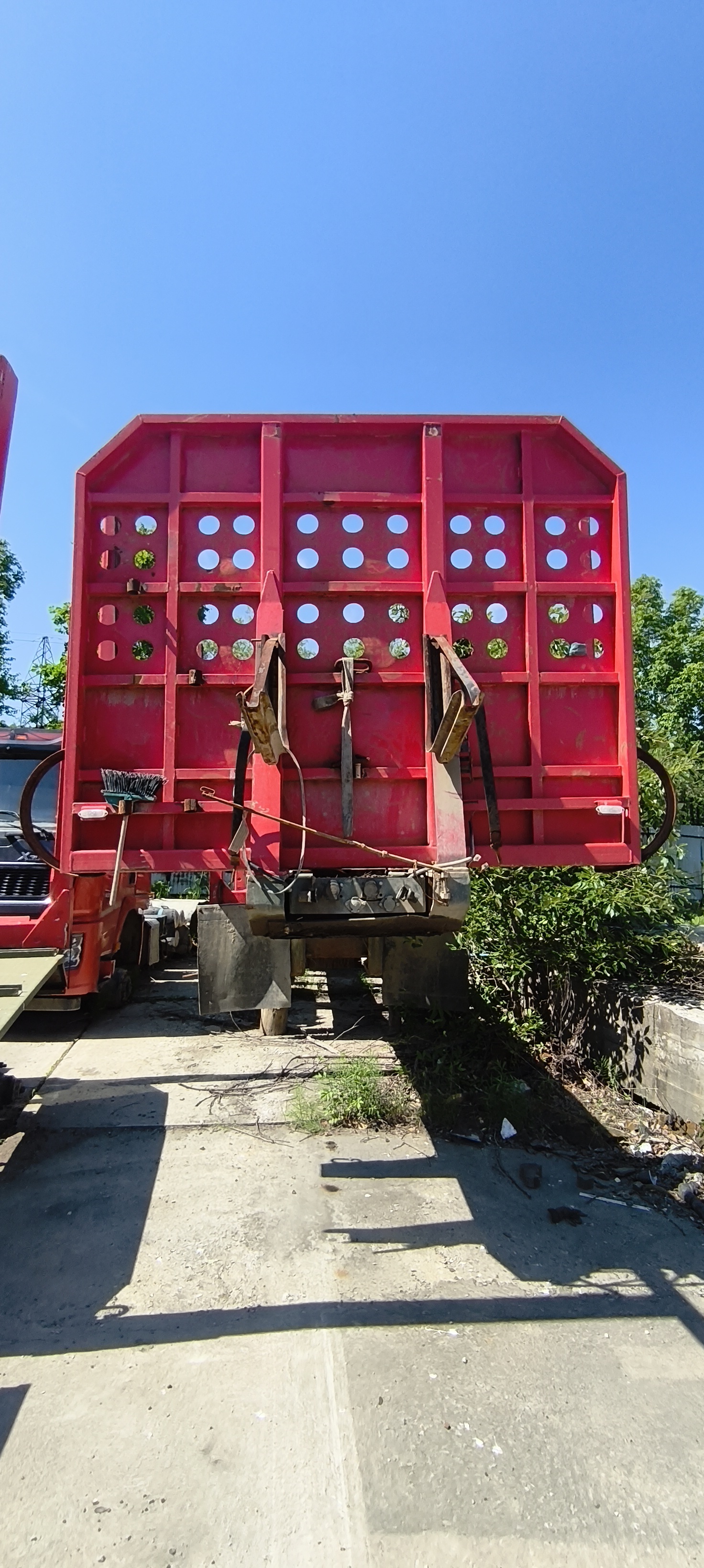 Сургутавтоприцеп 9462 Полуприцеп тяжеловоз 2 оси 946228 — Б/У, 2023 г.