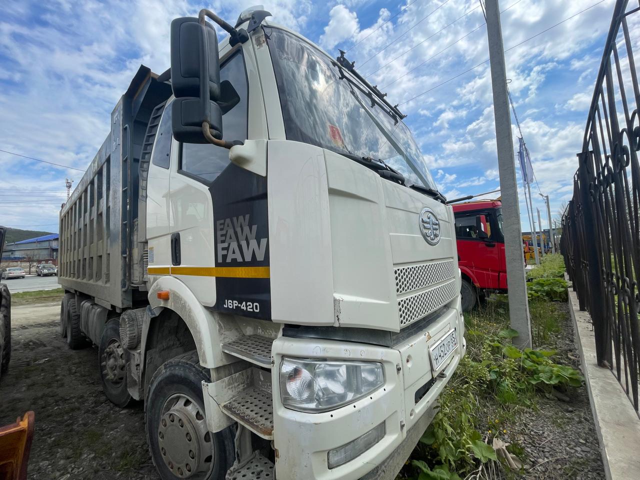 FAW J6 8x4 Самосвал СА3310Р66K24T4E5 — Б/У, 2023 г.