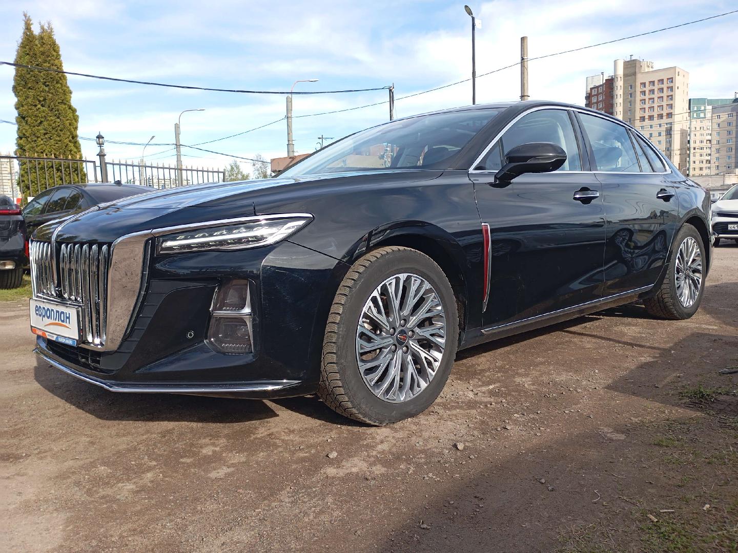 Hongqi H5 — Б/У, 2024 г. (Санкт-Петербург, 71255 км)
