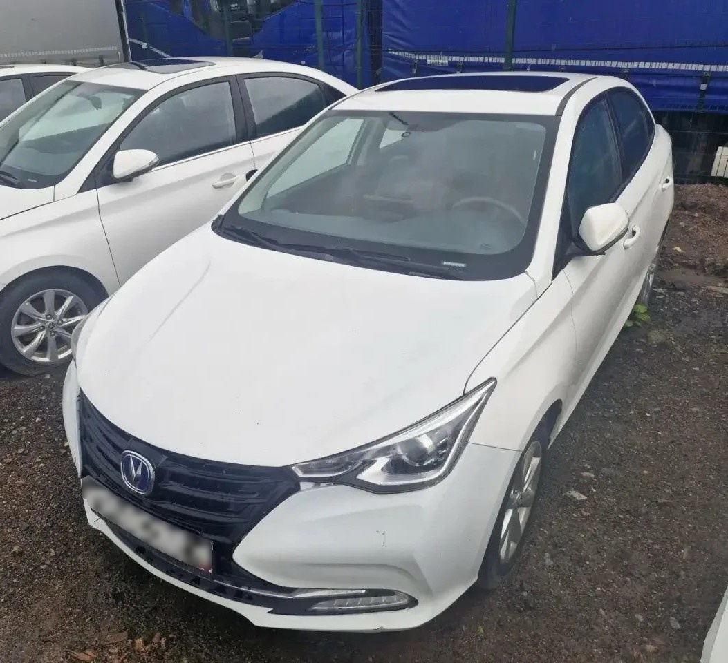 CHANGAN DLX 1.5 5DCT (I поколение) — Б/У, 2023 г.