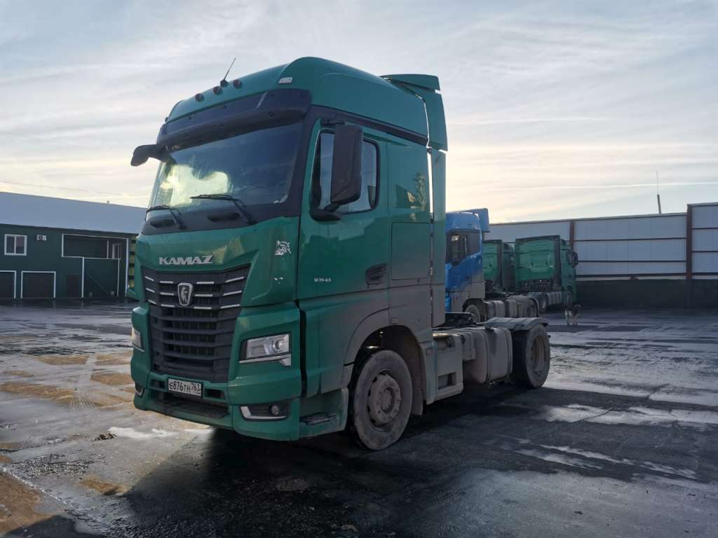 КАМАЗ 54901 4x2 Седельный тягач — Б/У, 2022 г.