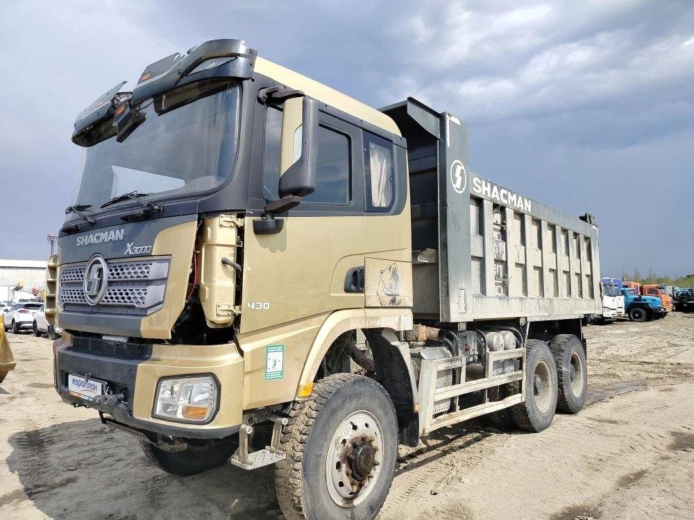Shacman SX32586V385 — Б/У, 2022 г. (Новый Уренгой, 145179 км)