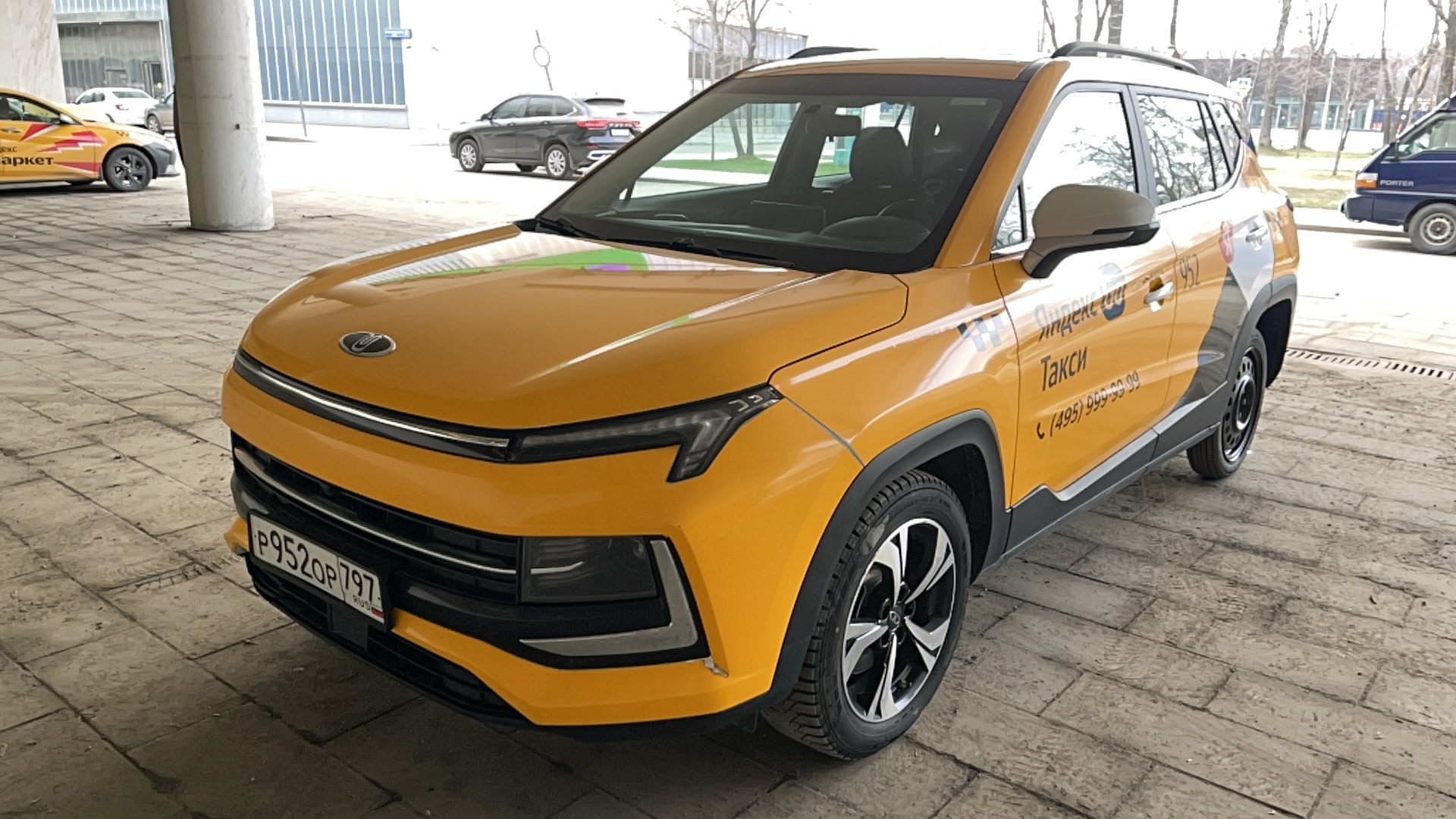 МОСКВИЧ Стандарт 1.5Т CVT — Б/У, 2023 г.