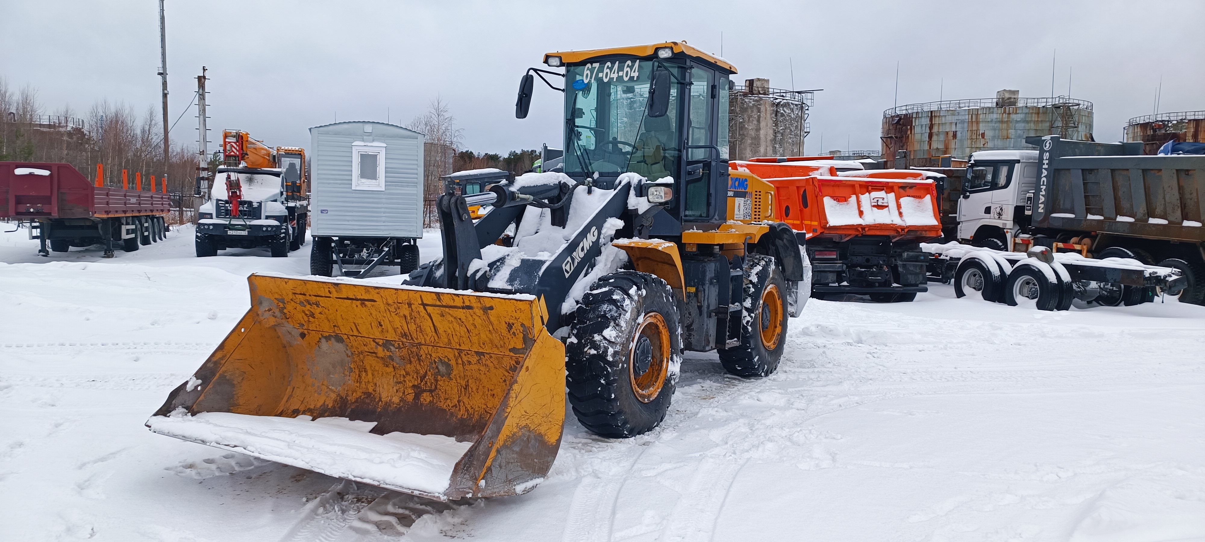 XCMG LW330RU Фронтальный погрузчик — Б/У, 2023 г.