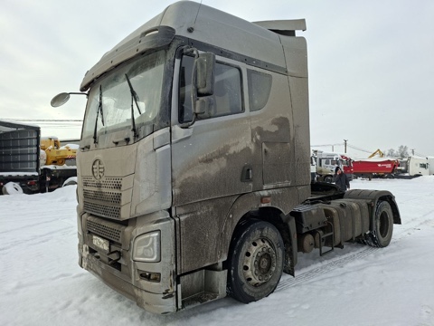 FAW JH6 4x2 Седельный тягач CA4180P25K15E5A80 — Б/У, 2023 г.