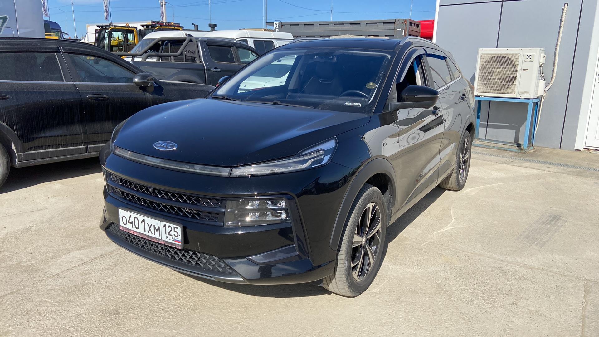 JAC JS6 — Б/У, 2023 г. (Артем, 35710 км)