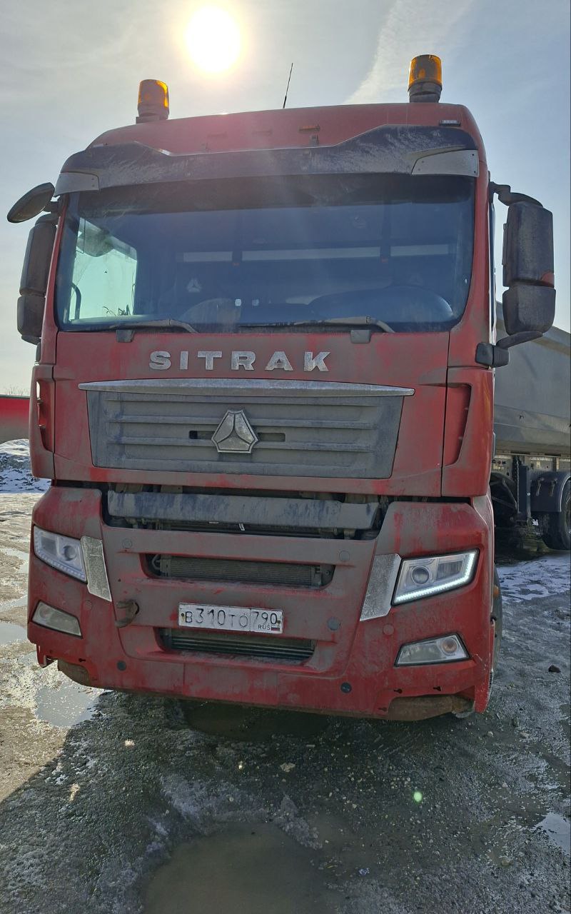 SITRAK C7H 6x4 Седельный тягач ZZ4256V364HE — Б/У, 2023 г.
