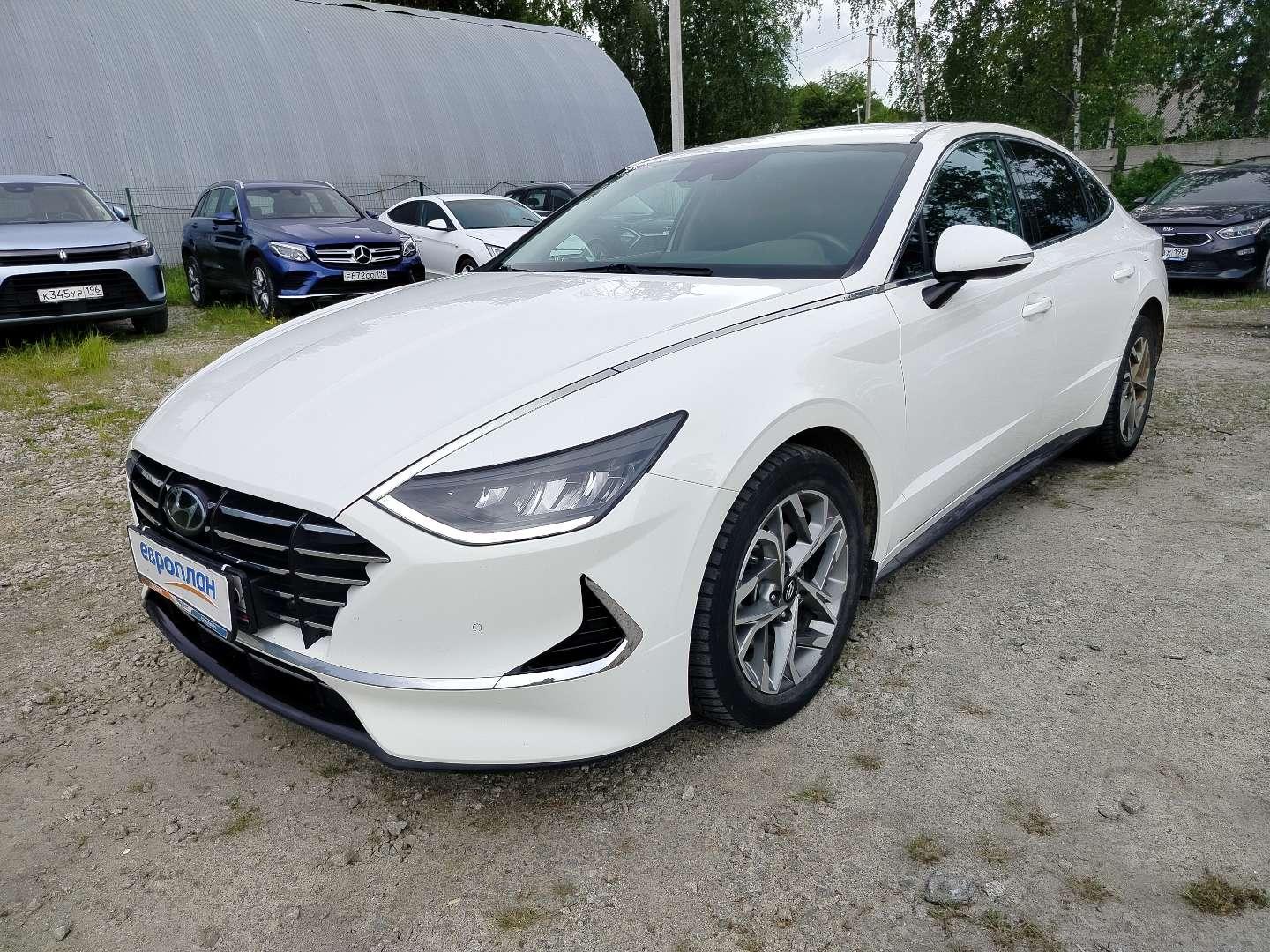 Hyundai Sonata — Б/У, 2021 г. (Екатеринбург, 128050 км)